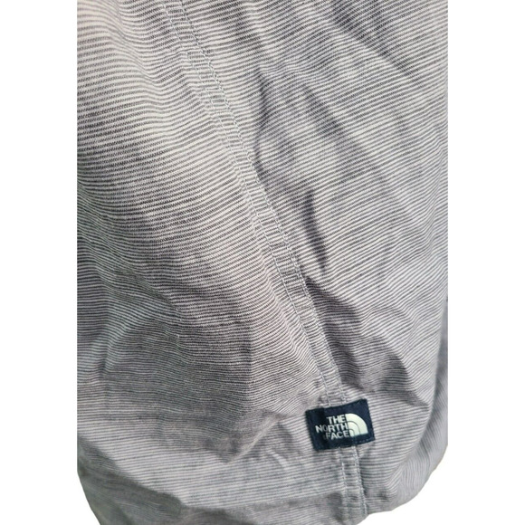 The North Face Short Sleeve Button Up Shirt Size L - Picture 4 of 6